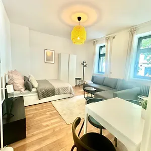 https://red-stone-apartments-central-berlin.find-berlin-hotels.com
